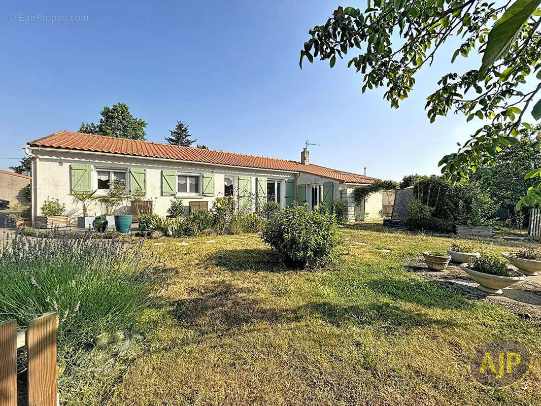 Maison Saint Mars De Coutais 216m2 - photo 2