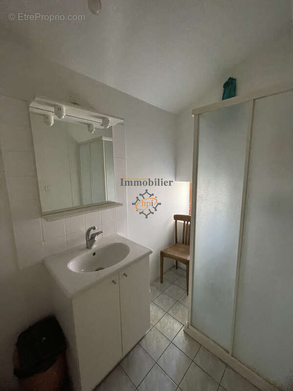 A vendre, St Victor et Melvieu maison de village. - photo 8