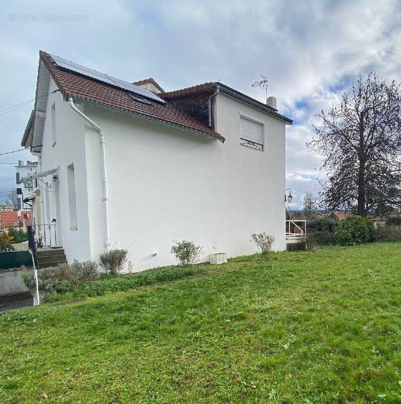 Maison à BELLERIVE-SUR-ALLIER