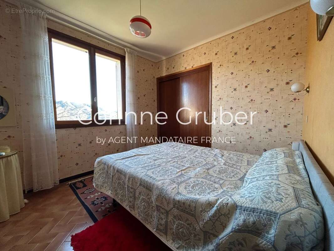 Maison à CHAMPTERCIER