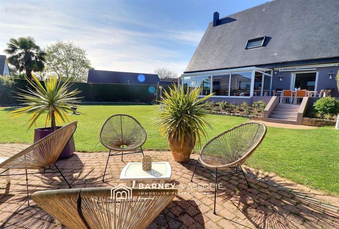 Maison à MONT-SAINT-AIGNAN