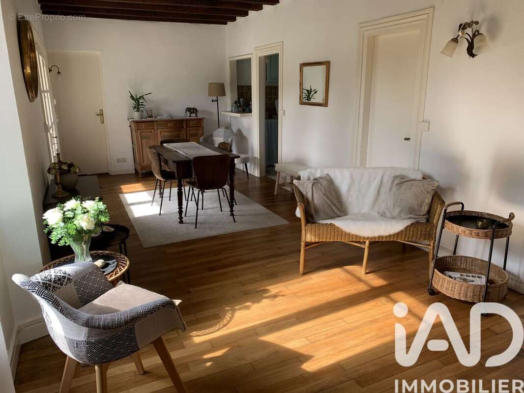 Photo 3 - Maison à LURCY-LEVIS