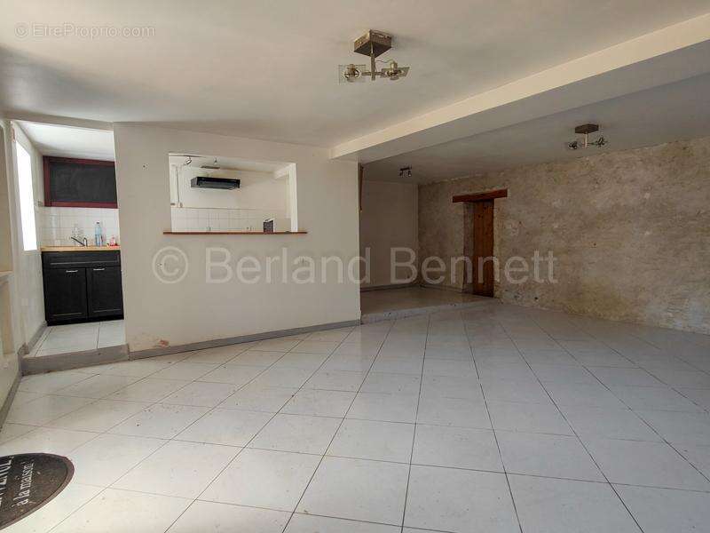 Maison à SAUZE-VAUSSAIS