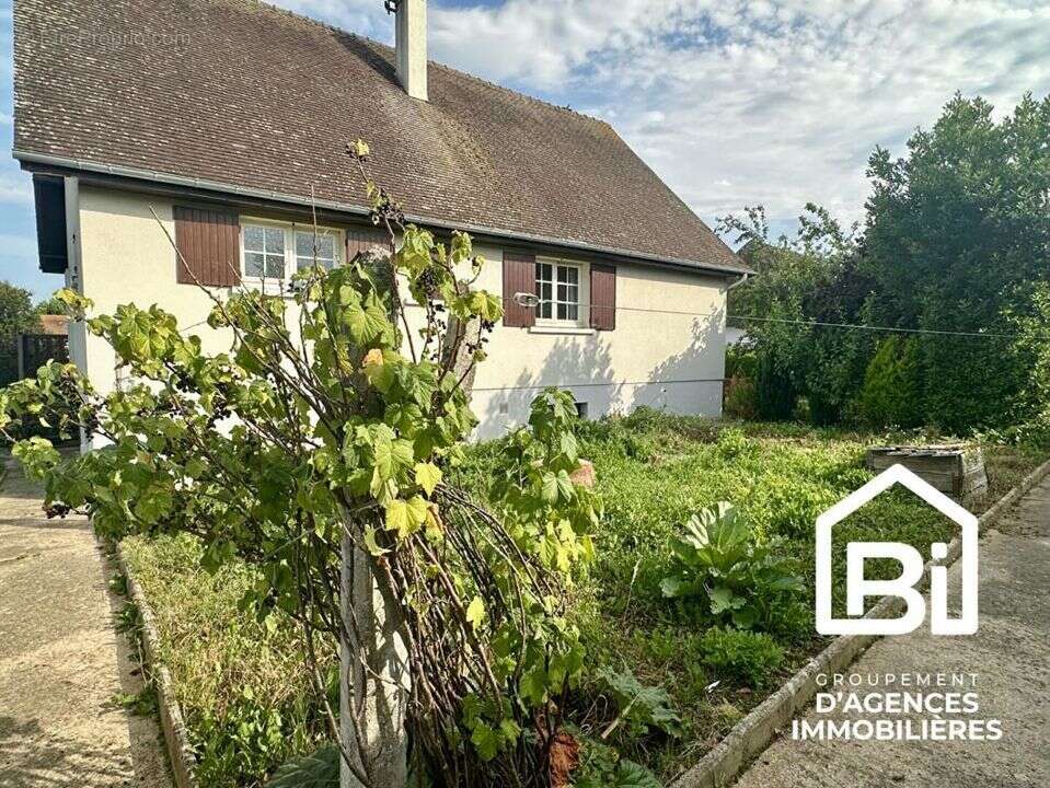 Maison à FRENOUVILLE