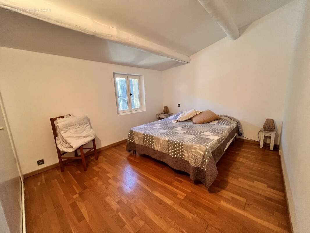 Maison à ROUSSILLON