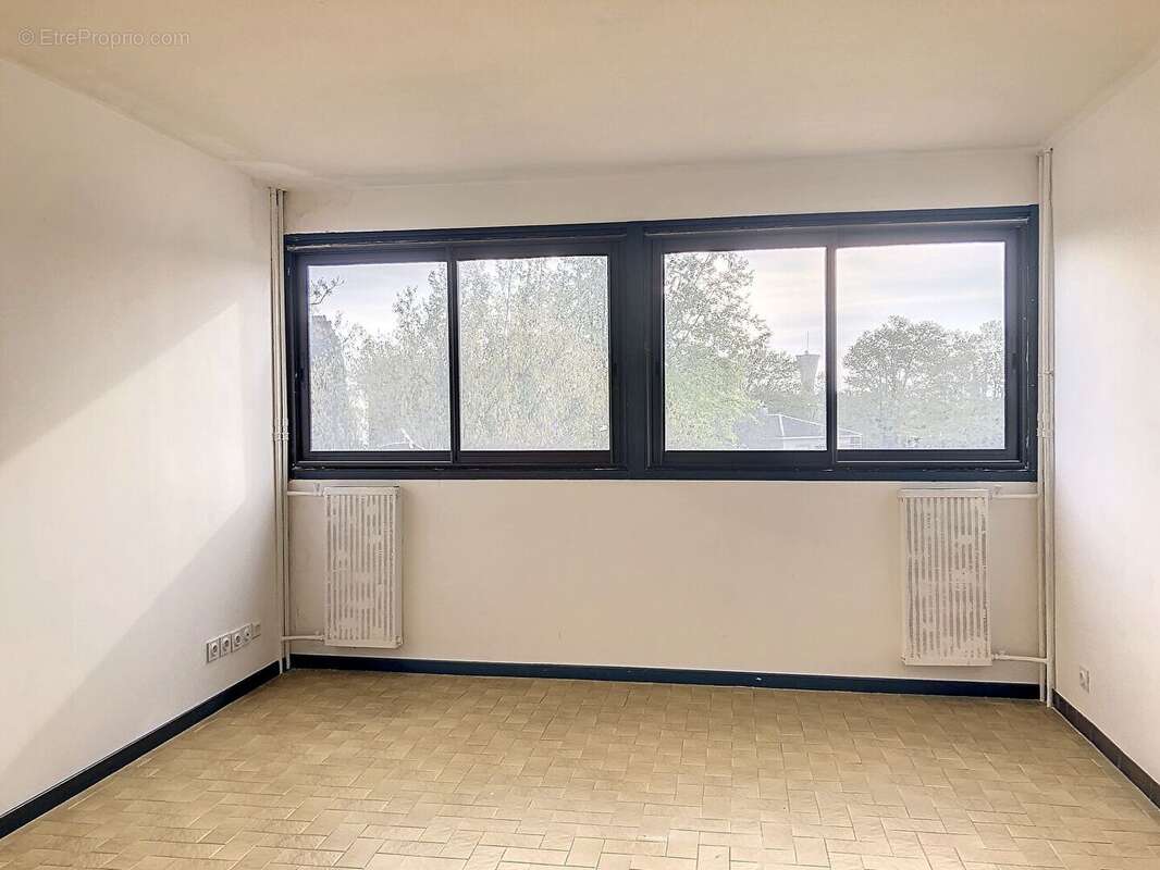 Appartement à SAINT-MARTIN-DE-CRAU