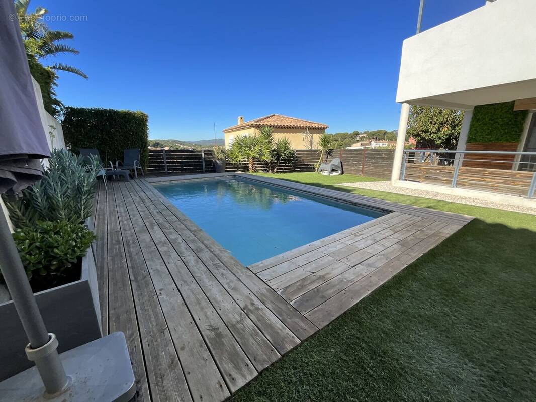 Photo 1 - Appartement à LA SEYNE-SUR-MER