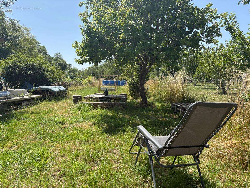 Maison Prahecq 3 pièce(s) 594 m2 - photo 17