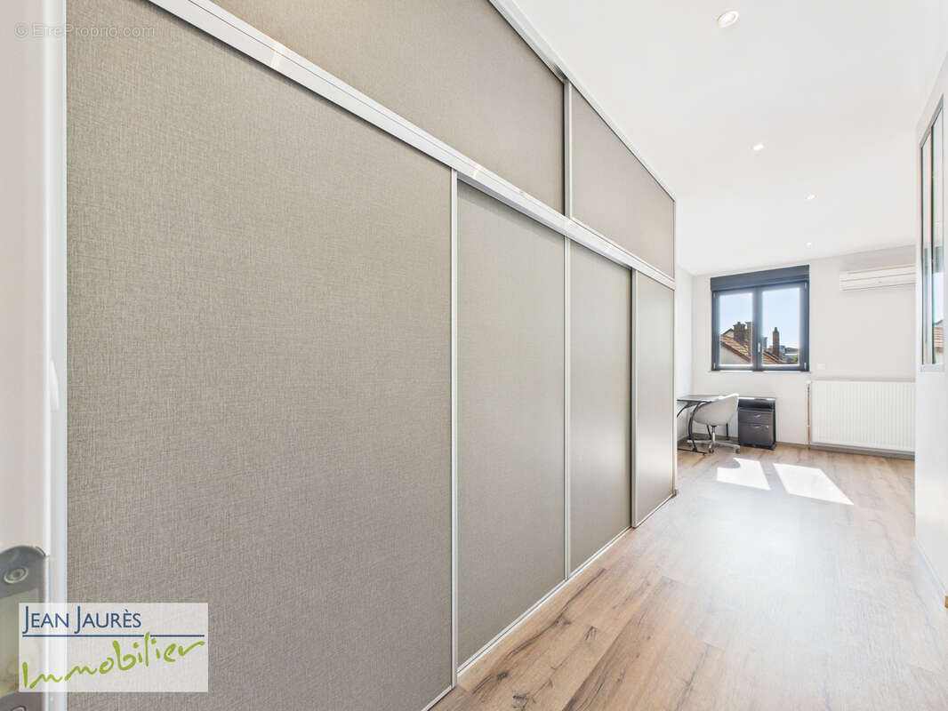 Maison à SAINTE-SAVINE