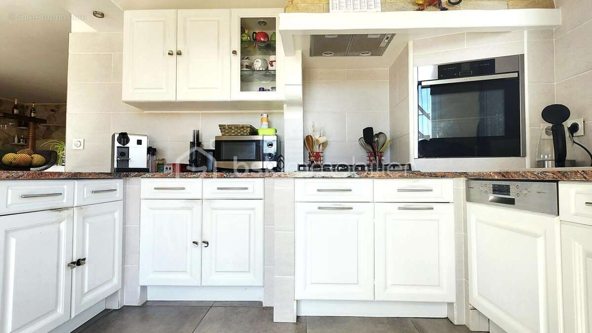 Maison à VETRAZ-MONTHOUX