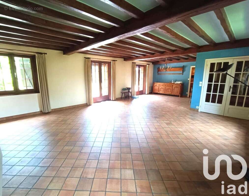 Maison 200 m² à Flocques  - photo 8