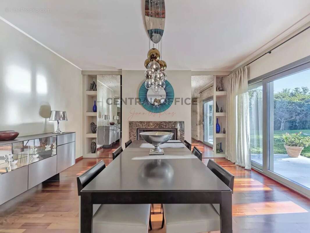 Maison à MOUGINS