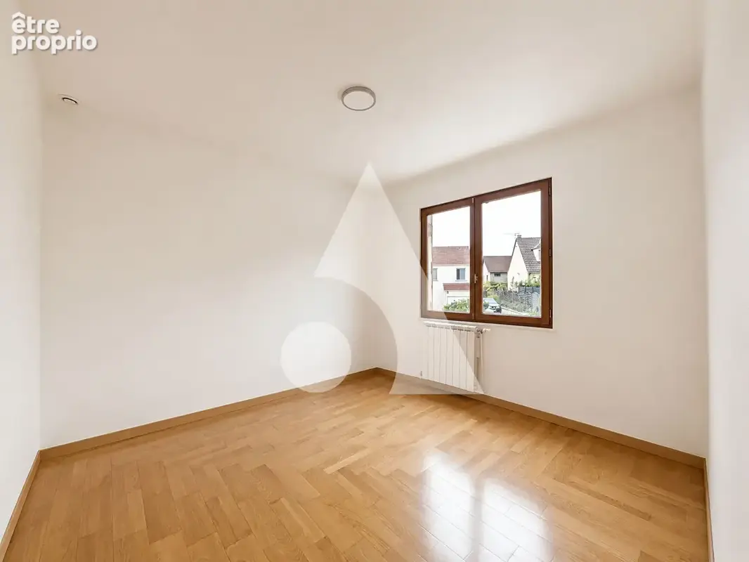 Maison au calme - travaux a prévoir - photo 3