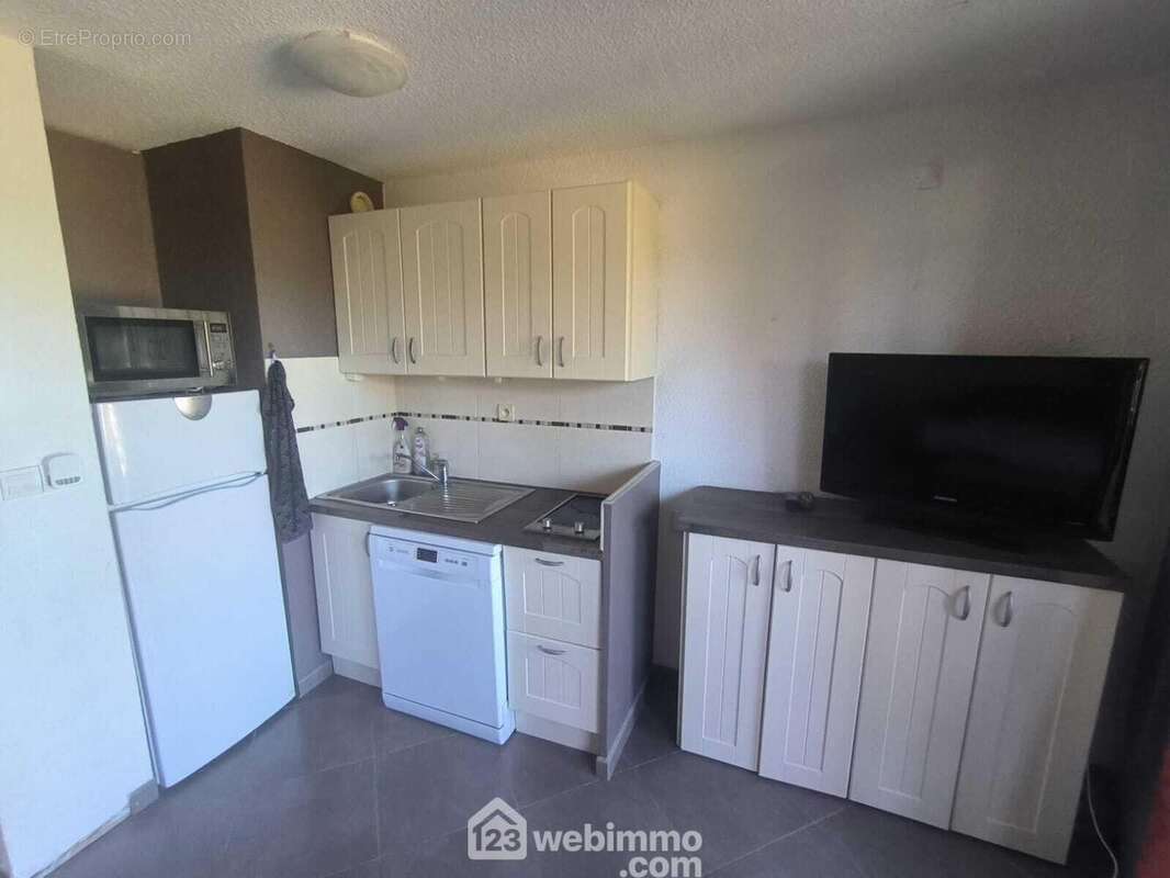 Cuisine aménagée et équipée - Appartement à TALMONT-SAINT-HILAIRE