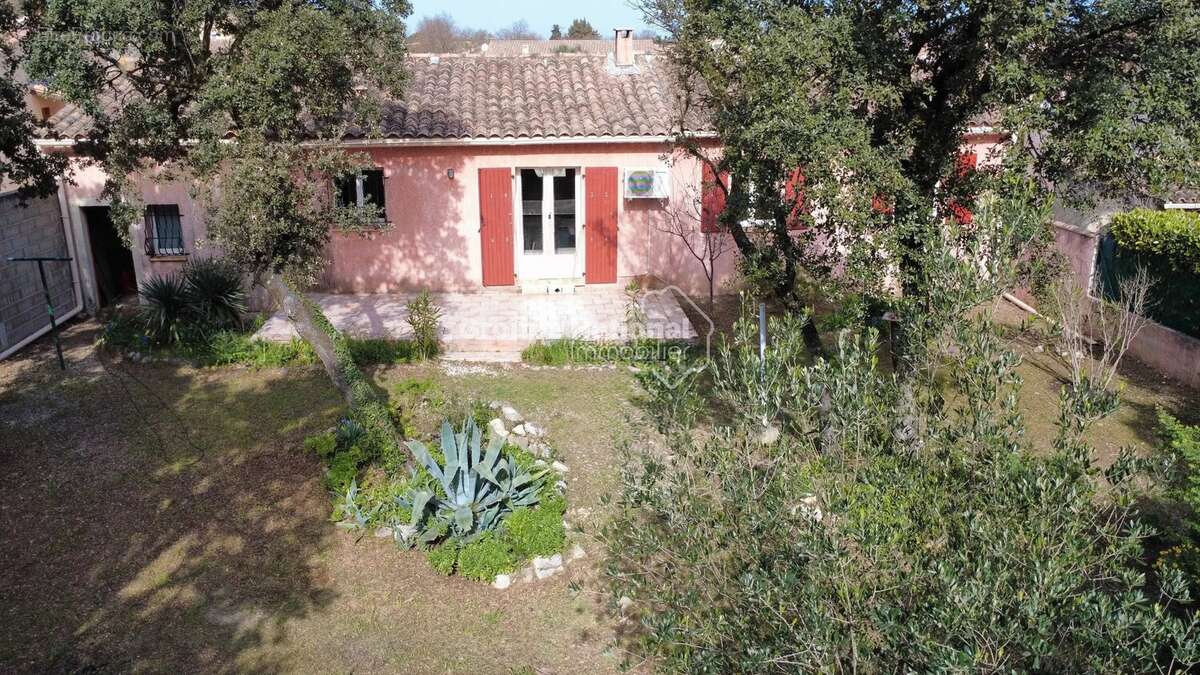 Maison à SORGUES
