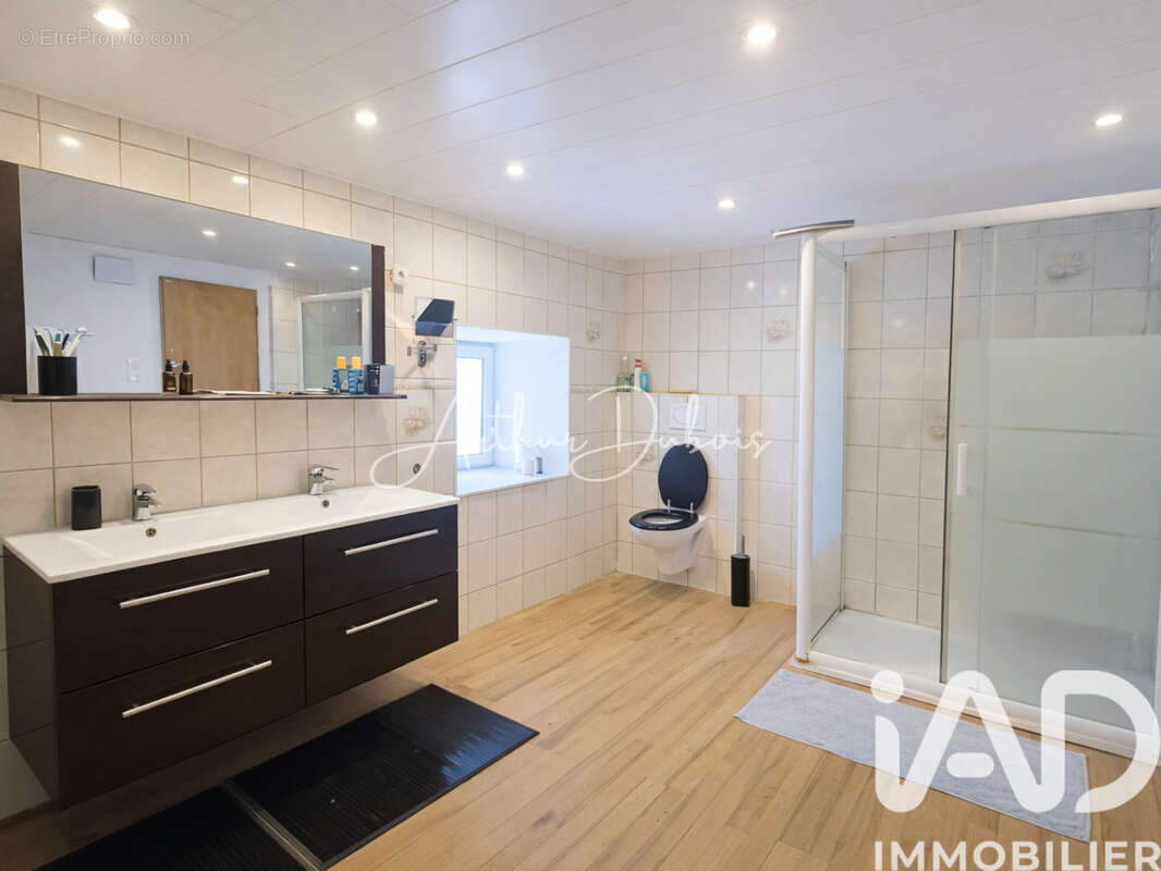 Maison 218 m² à Foussemagne  - photo 7