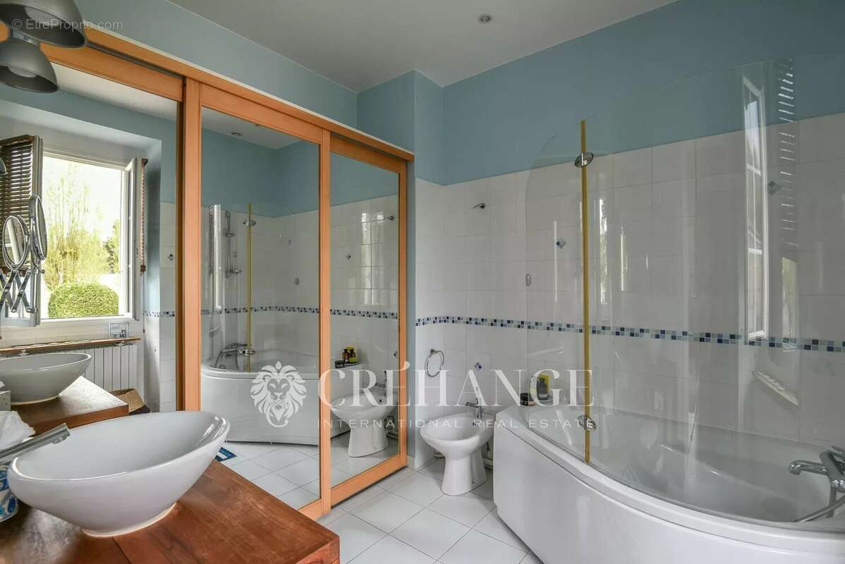 Maison à LE VESINET