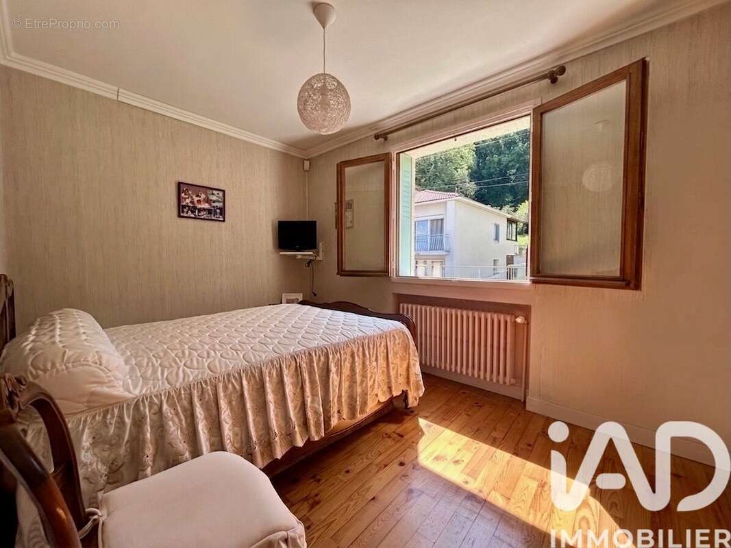 Photo 8 - Maison à SAINT-ETIENNE