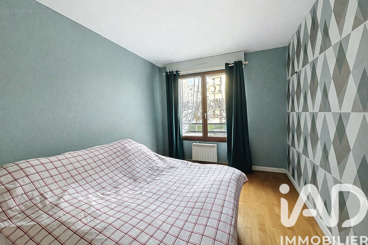 Photo 6 - Appartement à LA GARENNE-COLOMBES