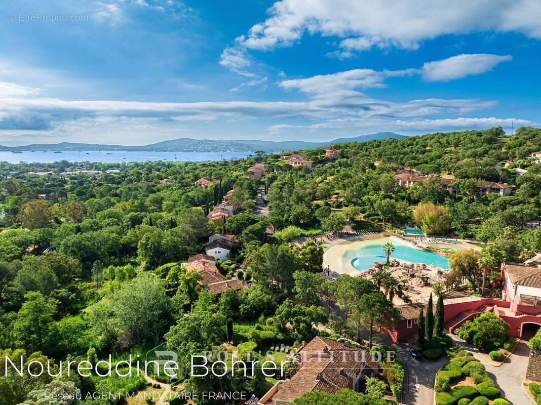 Appartement à GRIMAUD
