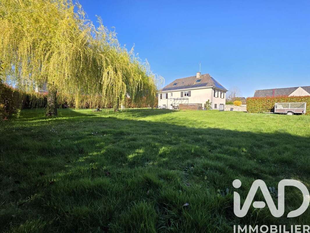 Photo 8 - Maison à BECON-LES-GRANITS