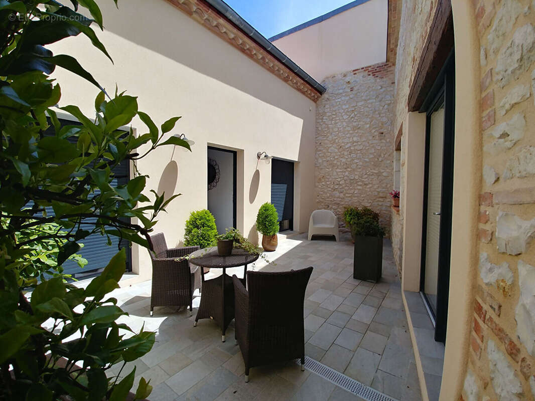 Maison à CAUSSADE