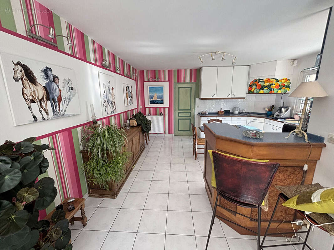 Maison à PONT-L&#039;EVEQUE