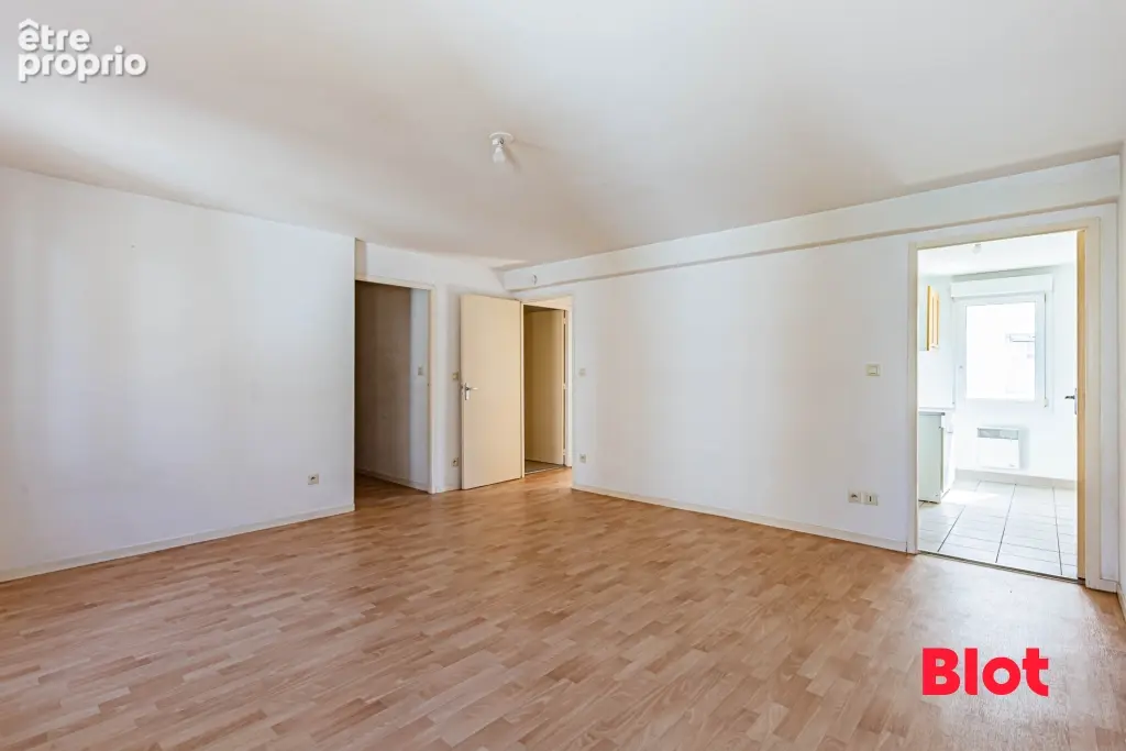 Appartement 3 pièces 55 m² à vendre à Nantes (44100) - photo 2