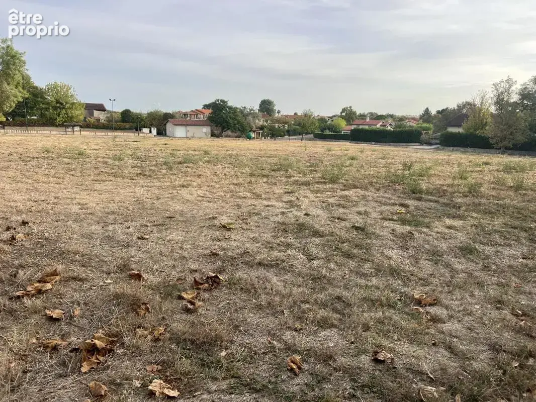 Terrain de 1170 M2 Proche PREIGNAN - photo 5