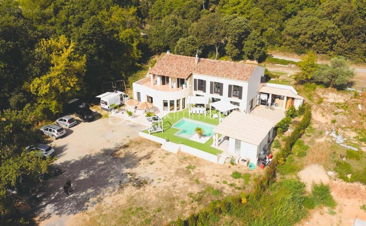 Maison à CORBIERES