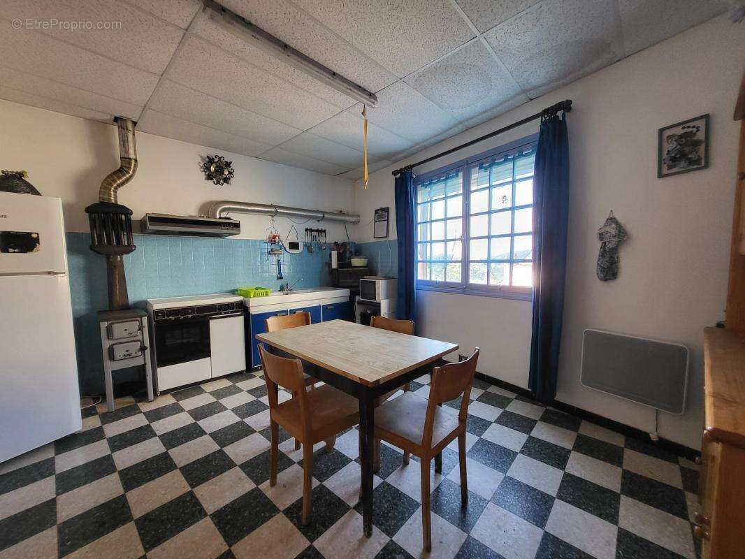 Appartement à SAINT-BRES