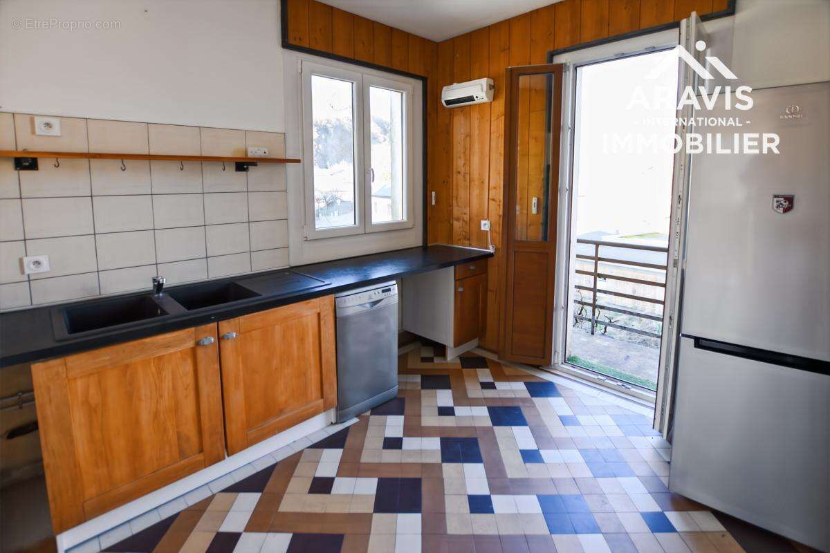 Appartement à TANINGES