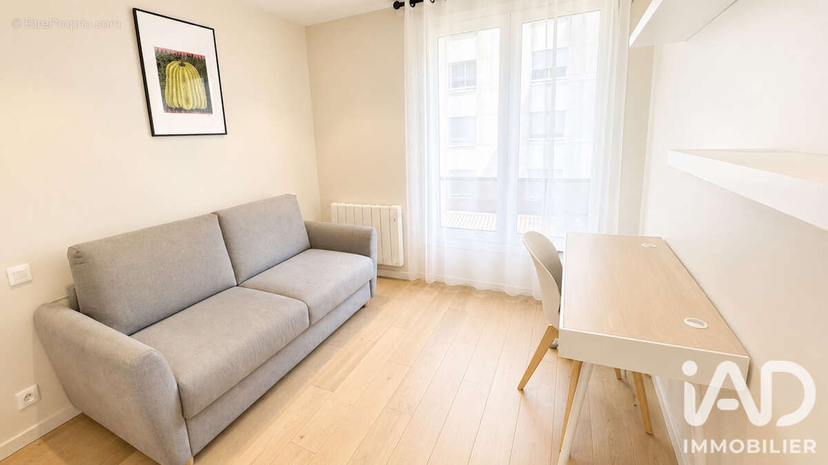 Photo 9 - Appartement à COURBEVOIE