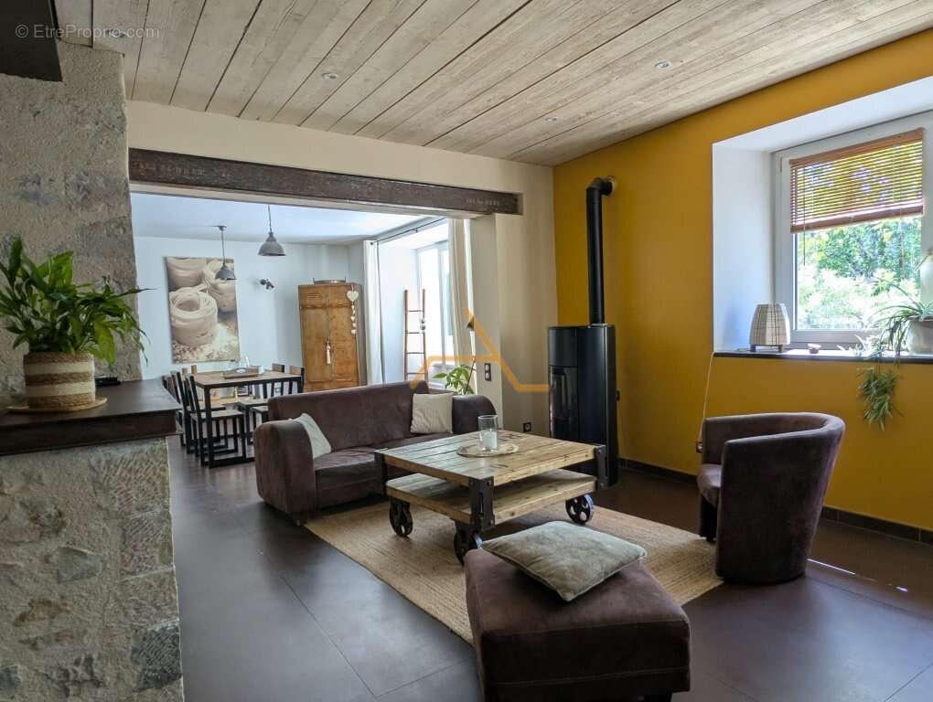 Maison à DIEULEFIT