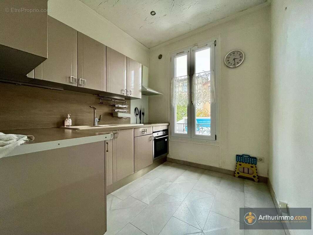 Maison à LES PAVILLONS-SOUS-BOIS