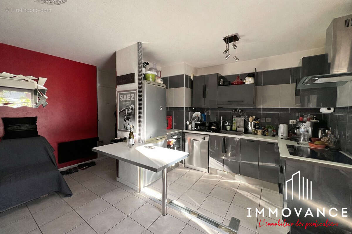 Appartement à LE CRES