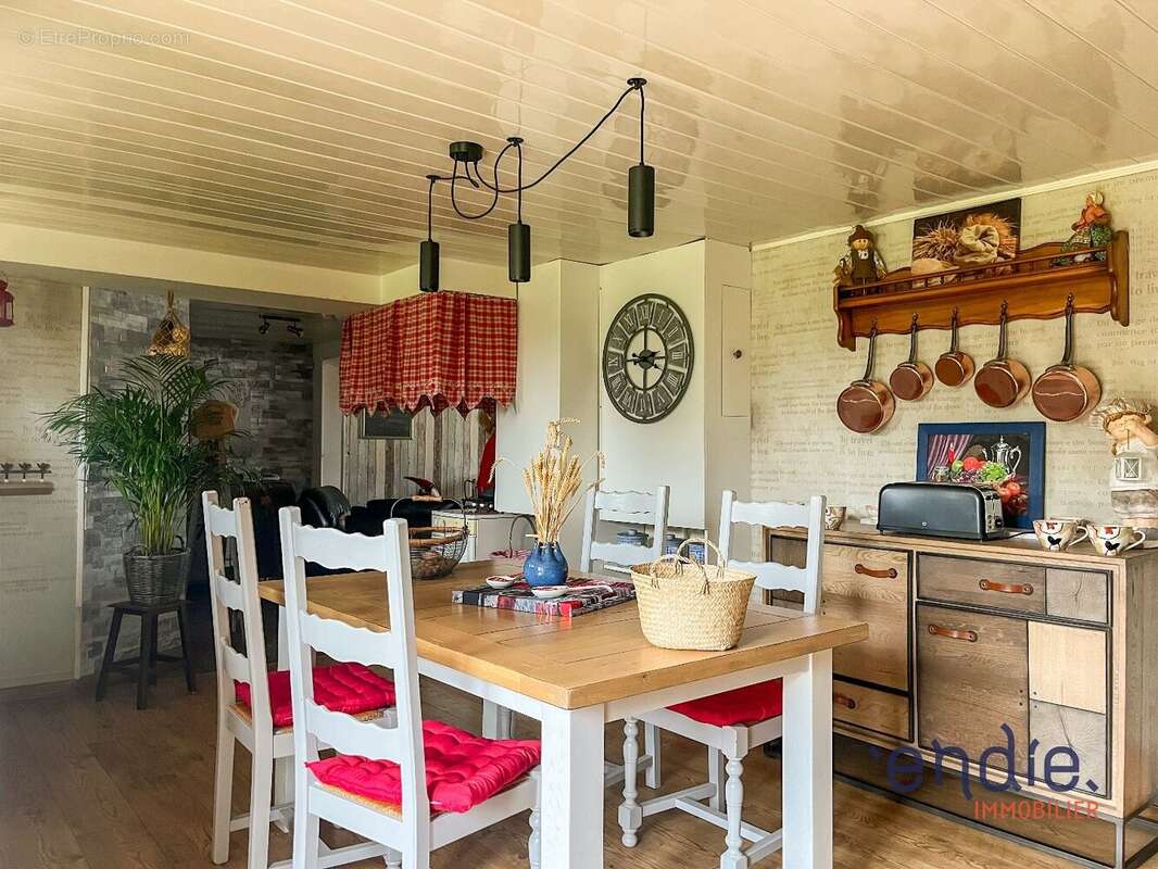 Maison à CORBERON