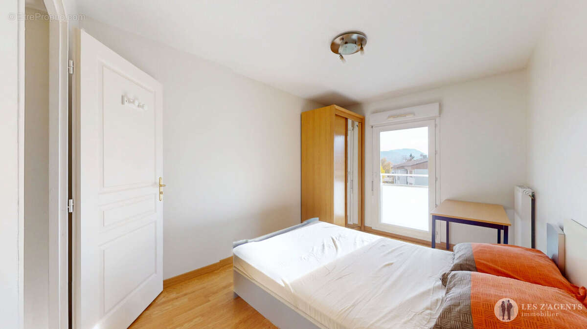 Appartement à SAINT-MARTIN-D&#039;HERES