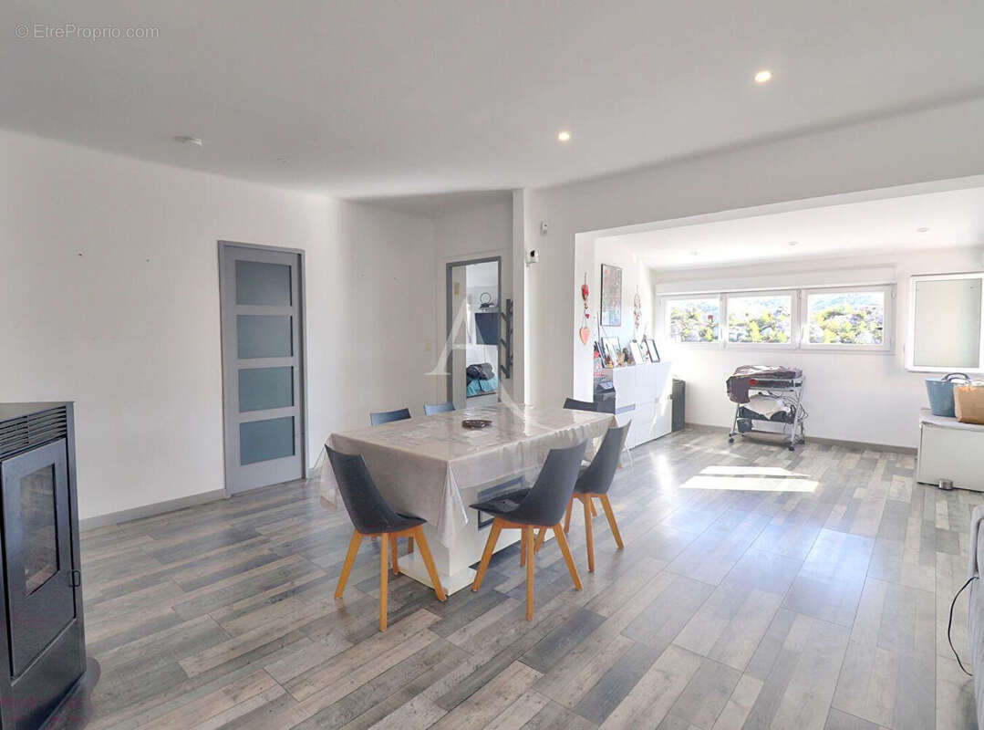 Maison à LES PENNES-MIRABEAU