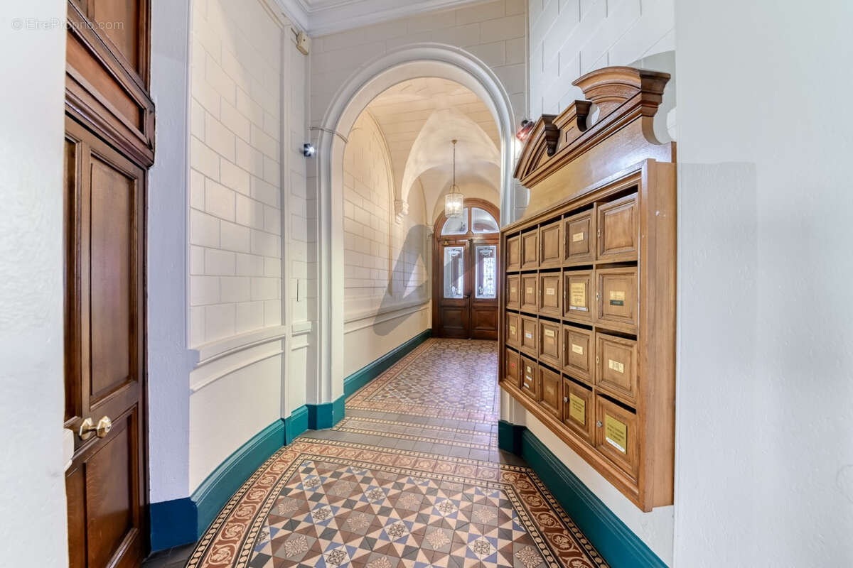 Appartement à LYON-6E
