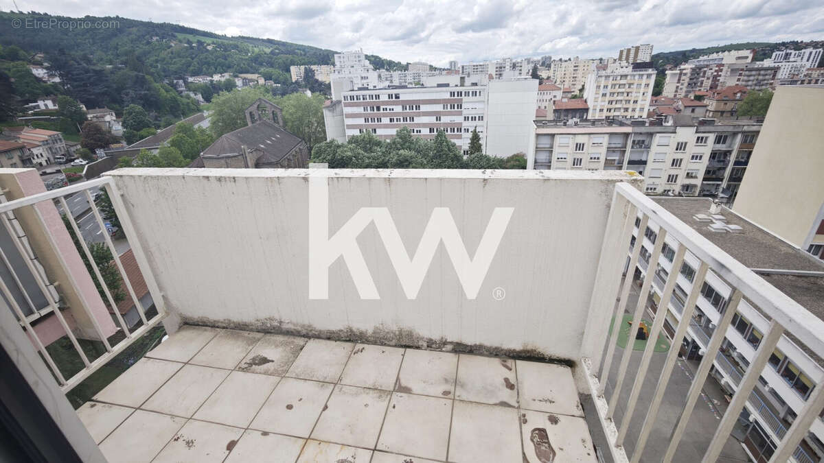 Appartement à SAINT-ETIENNE