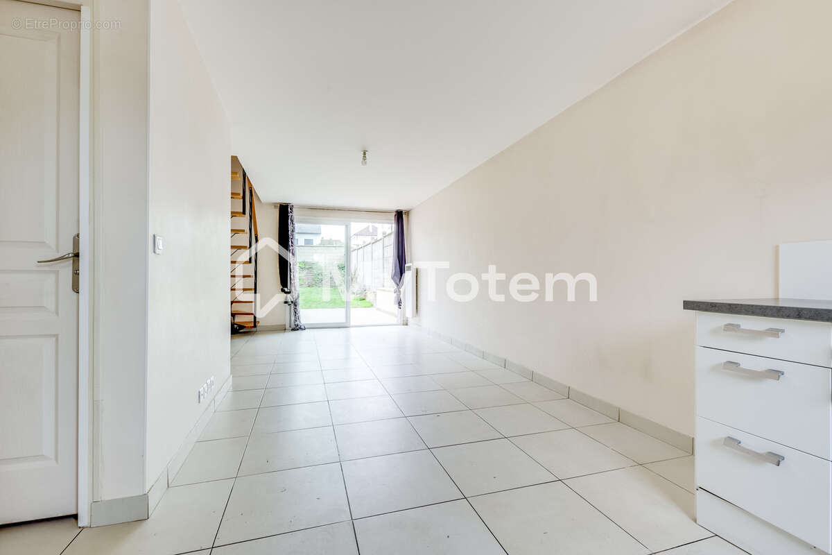 Appartement à MORANGIS