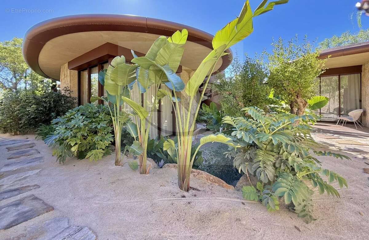 Maison à RAMATUELLE