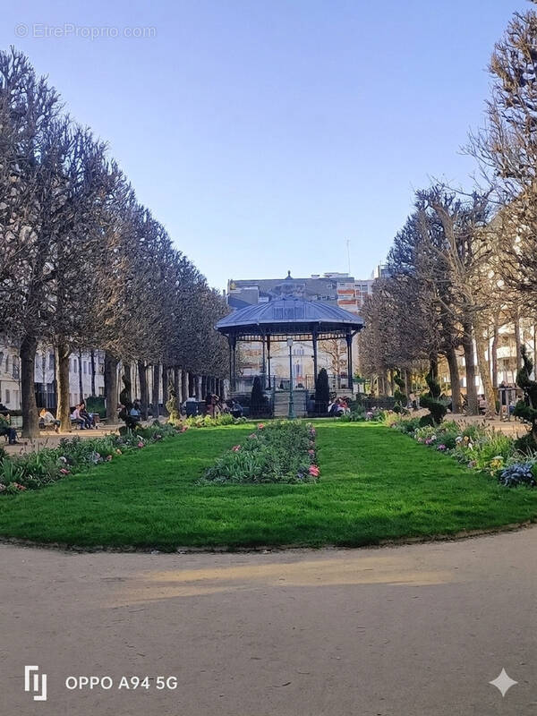 Appartement à PARIS-15E