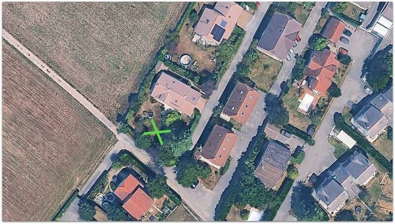 Terrain constructible d'exception à Pregnin – Saint-Genis-Pouilly - photo 6