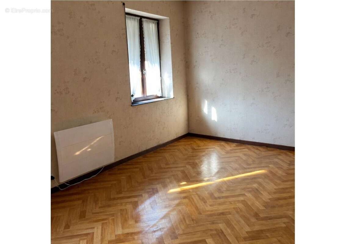 Photo 7 - Maison à GONDECOURT