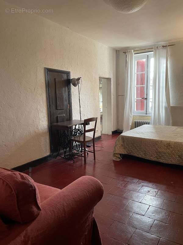 Commerce à GENERARGUES