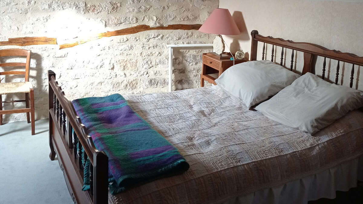Dpt Yonne (89), à vendre MASSANGIS Charmante maison prête à vivre avec vue sur le Serein - 4 chambres - Garage - photo 10