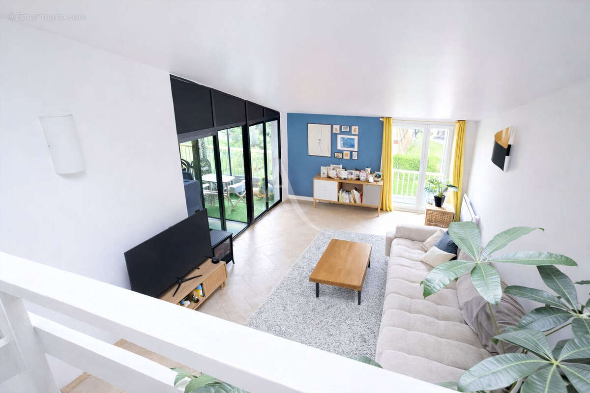 Appartement à TORCY