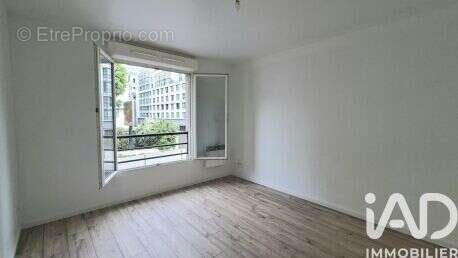 Photo 2 - Appartement à PARIS-20E